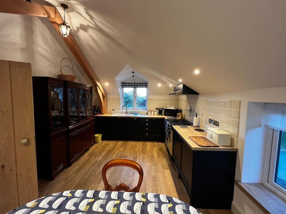 Byre - Farm Cottage On 9 Acre Equestrian Small Holding Salisbury Eksteriør bilde